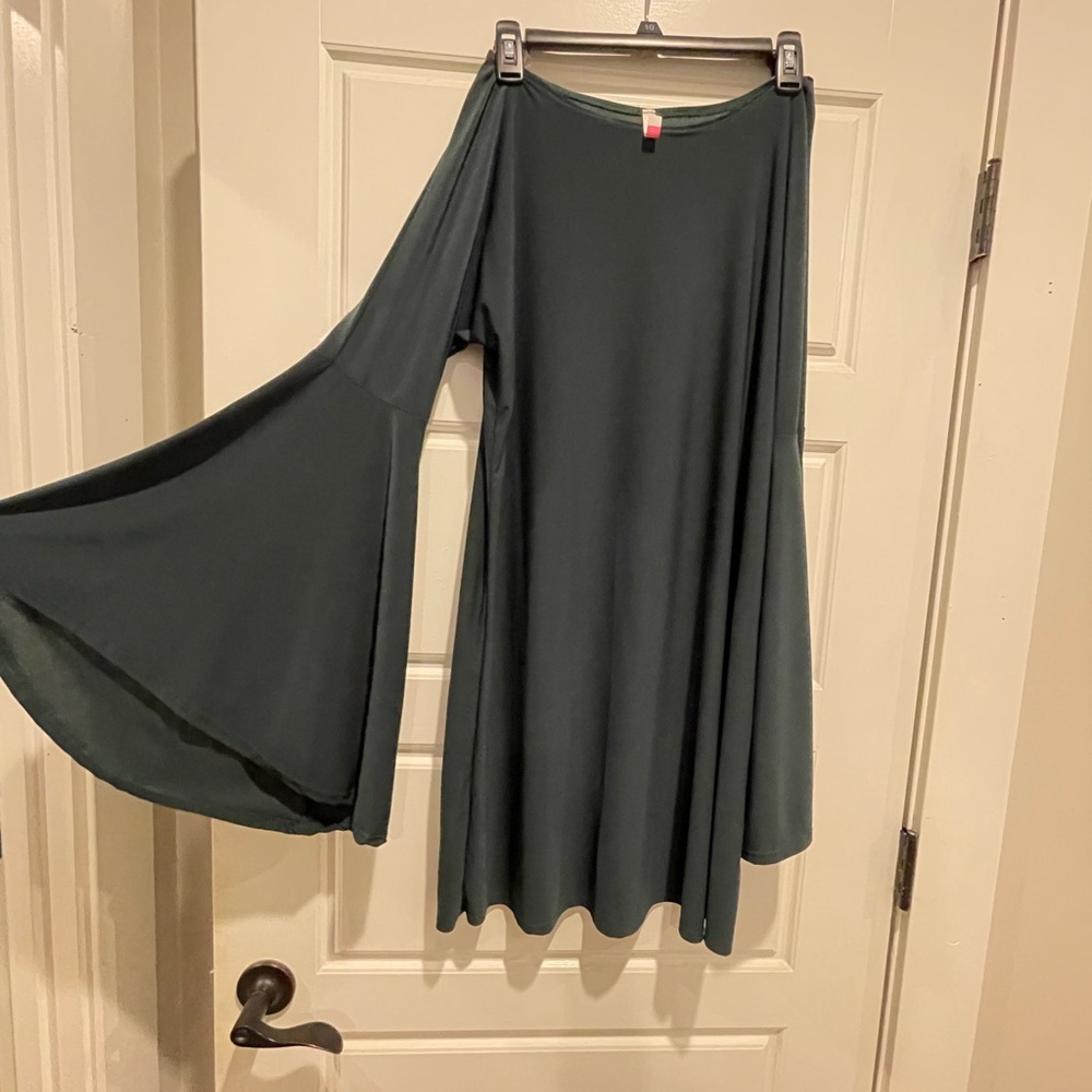 Brand new bell sleeve hunter green dress